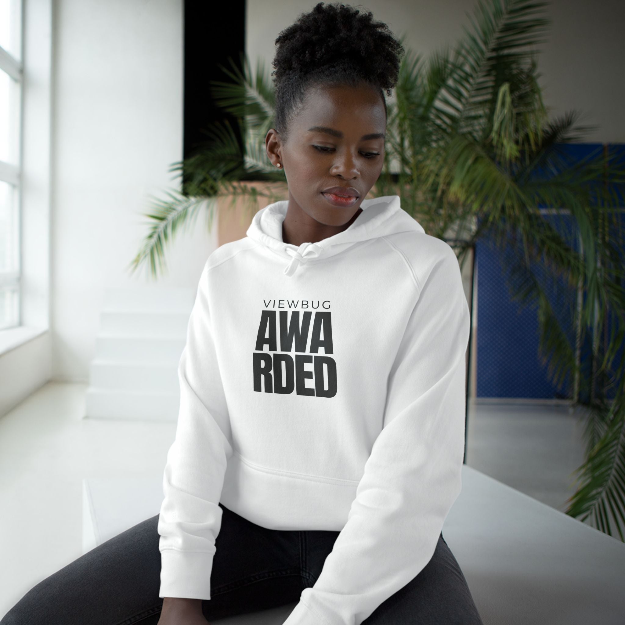 Awarderd: Unisex Supply Hoodie